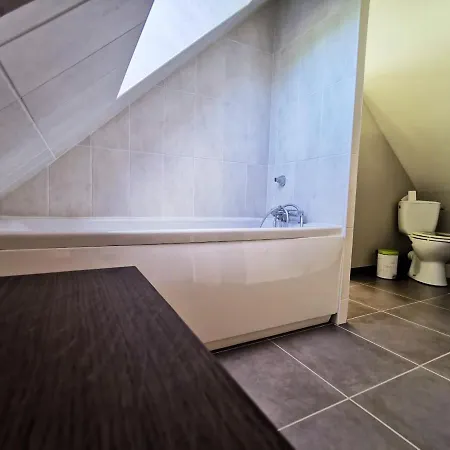 Maison Charmante A Avec Grand Jardin Et Terrasse Prázdninový dům Quettehou