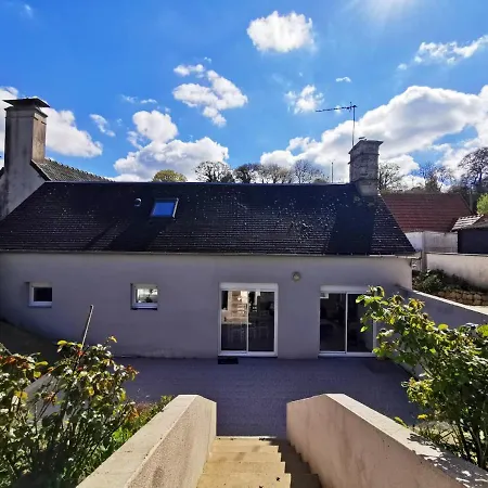 Maison Charmante A Avec Grand Jardin Et Terrasse Quettehou