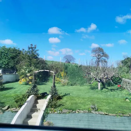 Maison Charmante A Avec Grand Jardin Et Terrasse *